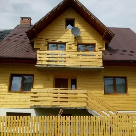 Drewniane Pokoje W Niedzicy Feriegård Niedzica Zamek