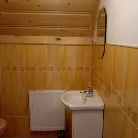 Drewniane Pokoje W Niedzicy Feriegård