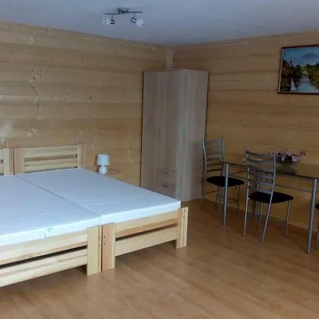 Feriegård Drewniane Pokoje W Niedzicy Niedzica Zamek